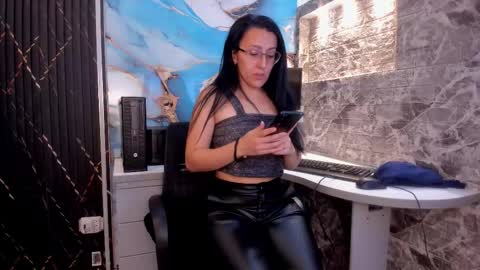 Snapshot of scarlett__14 chatting on January 14, 2026, 3:01 am scarlett__14 online show from January 14, 2026, 3:01 am