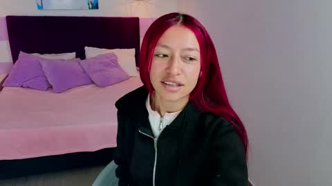 Scarlett online show from April 13, 2026, 1:27 pm