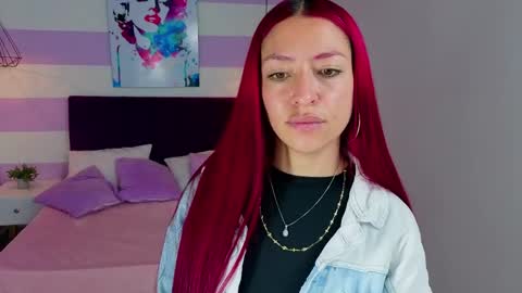 Snapshot of scarlett__bell chatting on April 23, 2026, 1:24 pm Scarlett online show from April 23, 2026, 1:24 pm