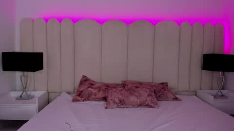 Snapshot of scarlett__noir chatting on December 19, 2025, 7:10 pm scarlett__noir online show from December 19, 2025, 7:10 pm