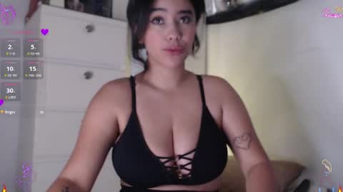 Snapshot of scarlett_diamond chatting on May 2, 2026, 10:37 pm Scarlett Thumb up please help me 100 its important online show from May 2, 2026, 10:37 pm