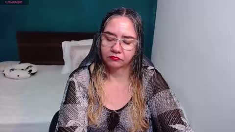 Snapshot of scarlett_duboi1 chatting on October 18, 2025, 12:57 am Scarlett online show from October 18, 2025, 12:57 am