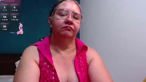 Snapshot of scarlett_duboi1 chatting on November 6, 2025, 12:55 am Scarlett online show from November 6, 2025, 12:55 am
