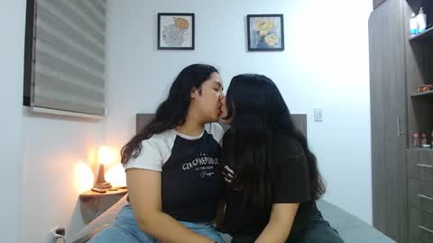 Snapshot of scarlett_evance chatting on April 11, 2026, 2:27 am Scarlett and Jazmin online show from April 11, 2026, 2:27 am