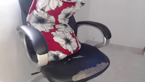 Snapshot of scarlett_liz chatting on February 22, 2025, 3:25 pm Scarlett online show from February 22, 2025, 3:25 pm