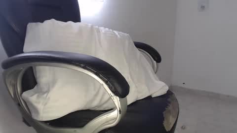 Snapshot of scarlett_liz chatting on March 4, 2025, 3:37 pm Scarlett online show from March 4, 2025, 3:37 pm