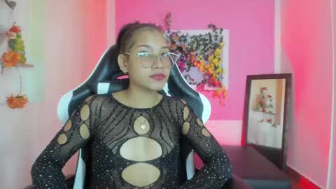 scarlett_lune online show from May 28, 2026, 7:11 pm
