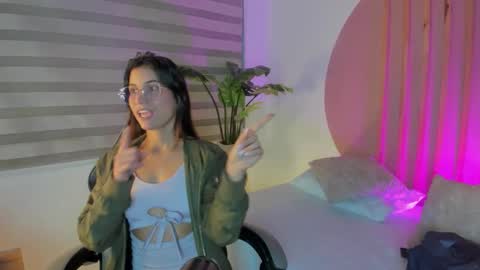 Snapshot of scarlett_rosse_x chatting on January 12, 2026, 12:21 pm S C A R L E T online show from January 12, 2026, 12:21 pm