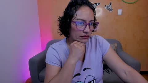 Scarlett sax online show from March 24, 2026, 9:53 pm