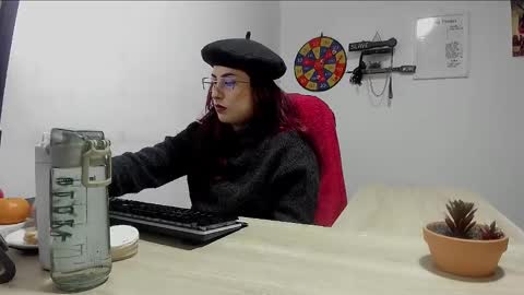 Snapshot of scarlett_sen chatting on March 12, 2025, 1:19 pm Mistress Scarlett online show from March 12, 2025, 1:19 pm