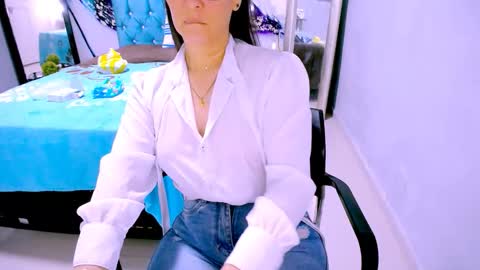 Snapshot of scarlett_sex2 chatting on February 9, 2026, 1:37 pm scarlet online show from February 9, 2026, 1:37 pm