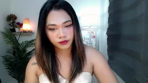 Snapshot of scarlett_sofia69 chatting on November 27, 2025, 10:50 am online show from November 27, 2025, 10:50 am