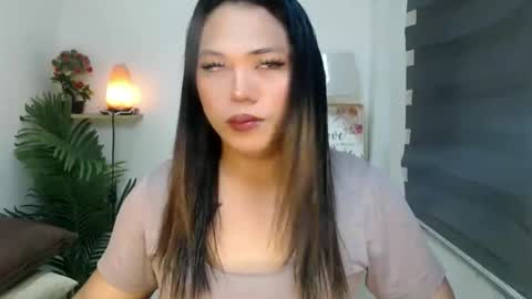 Snapshot of scarlett_sofia69 chatting on March 24, 2026, 5:23 am online show from March 24, 2026, 5:23 am