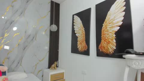 scarlett_star01 online show from December 14, 2025, 2:22 pm