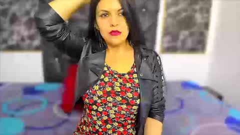 Snapshot of scarlett_w0lf chatting on October 24, 2025, 4:25 pm Scarlett online show from October 24, 2025, 4:25 pm