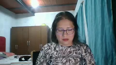 Snapshot of scarlett_widow chatting on September 27, 2025, 3:55 am scarlett_widow online show from September 27, 2025, 3:55 am