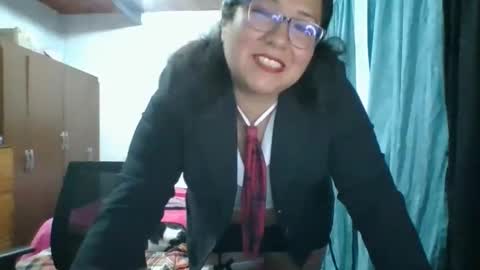 Snapshot of scarlett_widow chatting on November 18, 2025, 1:33 am scarlett_widow online show from November 18, 2025, 1:33 am