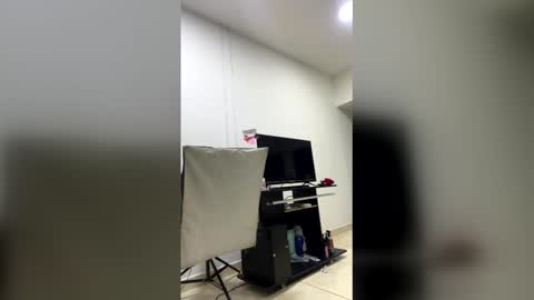 Snapshot of scarlettdavis1_ chatting on January 6, 2026, 1:59 pm ScarlettDavis1 online show from January 6, 2026, 1:59 pm