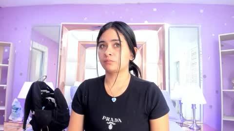 Snapshot of scarlette_15 chatting on April 8, 2026, 3:17 am Scarlette online show from April 8, 2026, 3:17 am