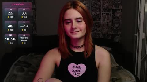 Scarlett online show from October 8, 2025, 9:34 pm