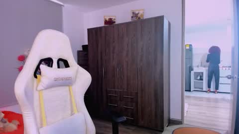 Snapshot of scarlettmalbec chatting on February 9, 2026, 9:19 pm Scarlett online show from February 9, 2026, 9:19 pm