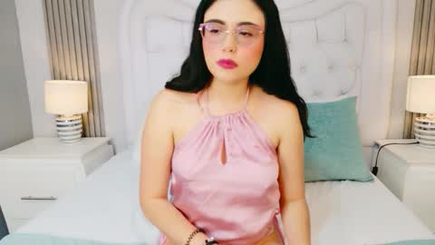 Snapshot of scarlettpetrovaa chatting on March 20, 2026, 11:48 am Scarlett Petrova online show from March 20, 2026, 11:48 am