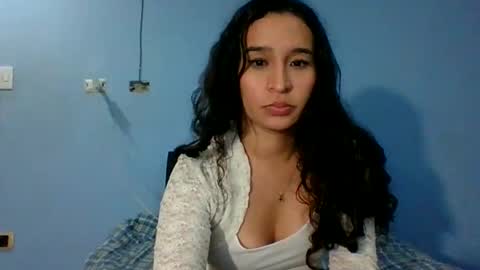 Snapshot of scarlettscottx chatting on January 18, 2026, 4:16 am Nataly online show from January 18, 2026, 4:16 am