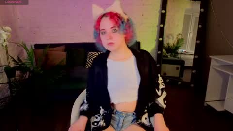 Snapshot of scarlettsparksxx chatting on May 17, 2026, 5:27 am Scarlett online show from May 17, 2026, 5:27 am