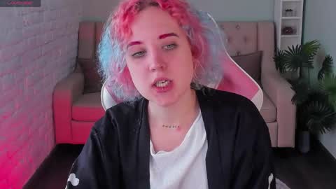Snapshot of scarlettsparksxx chatting on May 25, 2026, 1:28 pm Scarlett online show from May 25, 2026, 1:28 pm