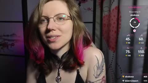 Scarlett online show from February 26, 2025, 11:15 pm