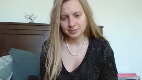 Snapshot of scartit chatting on January 17, 2025, 6:33 pm ScarTit Bernhard online show from January 17, 2025, 6:33 pm