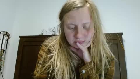 Snapshot of scartit chatting on February 12, 2025, 3:51 am ScarTit Bernhard online show from February 12, 2025, 3:51 am