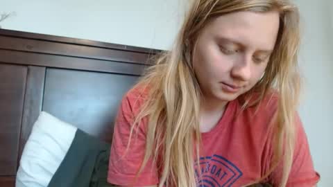 Snapshot of scartit chatting on February 13, 2025, 8:24 pm ScarTit Bernhard online show from February 13, 2025, 8:24 pm