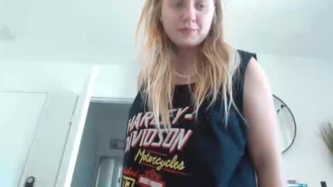 Snapshot of scartit chatting on February 26, 2025, 8:54 pm ScarTit Bernhard online show from February 26, 2025, 8:54 pm