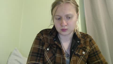 Snapshot of scartit chatting on September 28, 2025, 8:47 pm ScarTit Bernhard online show from September 28, 2025, 8:47 pm
