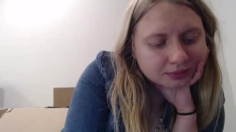 Snapshot of scartit chatting on October 9, 2025, 2:53 am ScarTit Bernhard online show from October 9, 2025, 2:53 am