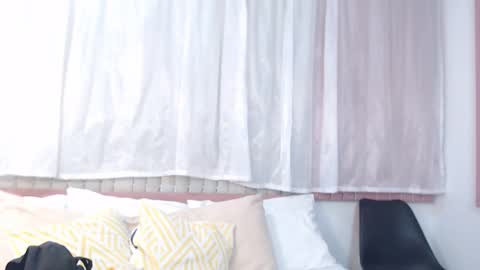 Snapshot of sccarlettjonnes chatting on December 15, 2025, 11:14 am SCARLET online show from December 15, 2025, 11:14 am