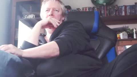 Snapshot of schnatter66 chatting on March 1, 2025, 9:07 am Thomas online show from March 1, 2025, 9:07 am