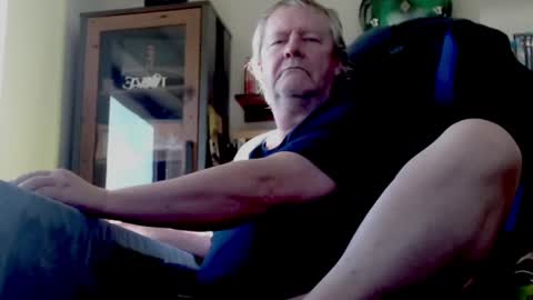 Snapshot of schnatter66 chatting on March 2, 2025, 1:49 pm Thomas online show from March 2, 2025, 1:49 pm