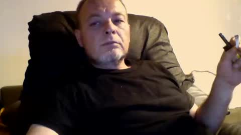 schnibschnab online show from September 25, 2025, 2:59 am
