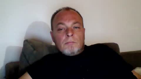 schnibschnab online show from September 26, 2025, 3:10 am