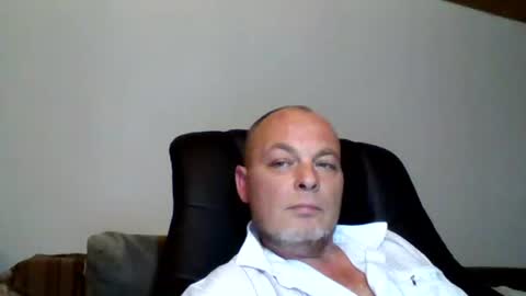 Snapshot of schnibschnab chatting on October 12, 2025, 1:48 am schnibschnab online show from October 12, 2025, 1:48 am