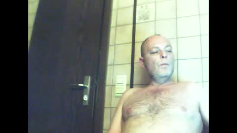 Snapshot of schnibschnab chatting on November 28, 2025, 4:15 am schnibschnab online show from November 28, 2025, 4:15 am