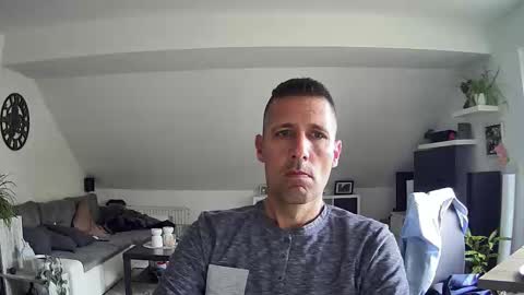 Snapshot of schnuckigeil chatting on September 27, 2025, 7:35 am Dildomen online show from September 27, 2025, 7:35 am
