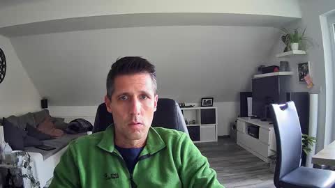 Snapshot of schnuckigeil chatting on November 5, 2025, 1:44 pm Dildomen online show from November 5, 2025, 1:44 pm