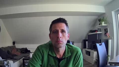 Snapshot of schnuckigeil chatting on November 6, 2025, 2:07 pm Dildomen online show from November 6, 2025, 2:07 pm