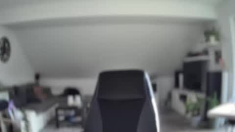 Snapshot of schnuckigeil chatting on December 1, 2025, 11:04 am Dildomen online show from December 1, 2025, 11:04 am