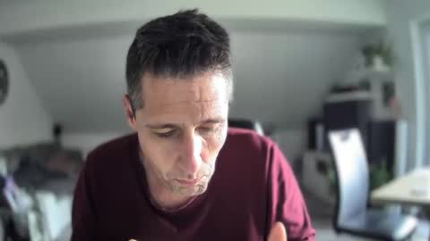 Snapshot of schnuckigeil chatting on December 2, 2025, 11:37 am Dildomen online show from December 2, 2025, 11:37 am