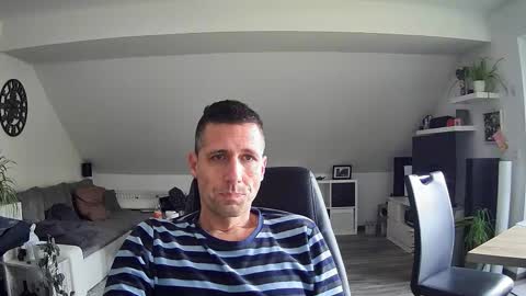 Snapshot of schnuckigeil chatting on January 13, 2026, 1:16 pm Dildomen online show from January 13, 2026, 1:16 pm