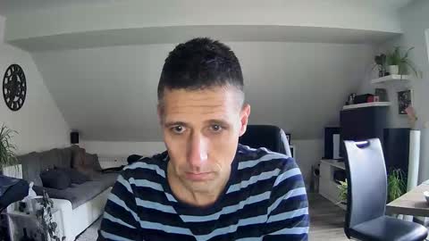 Snapshot of schnuckigeil chatting on January 15, 2026, 11:26 am Dildomen online show from January 15, 2026, 11:26 am